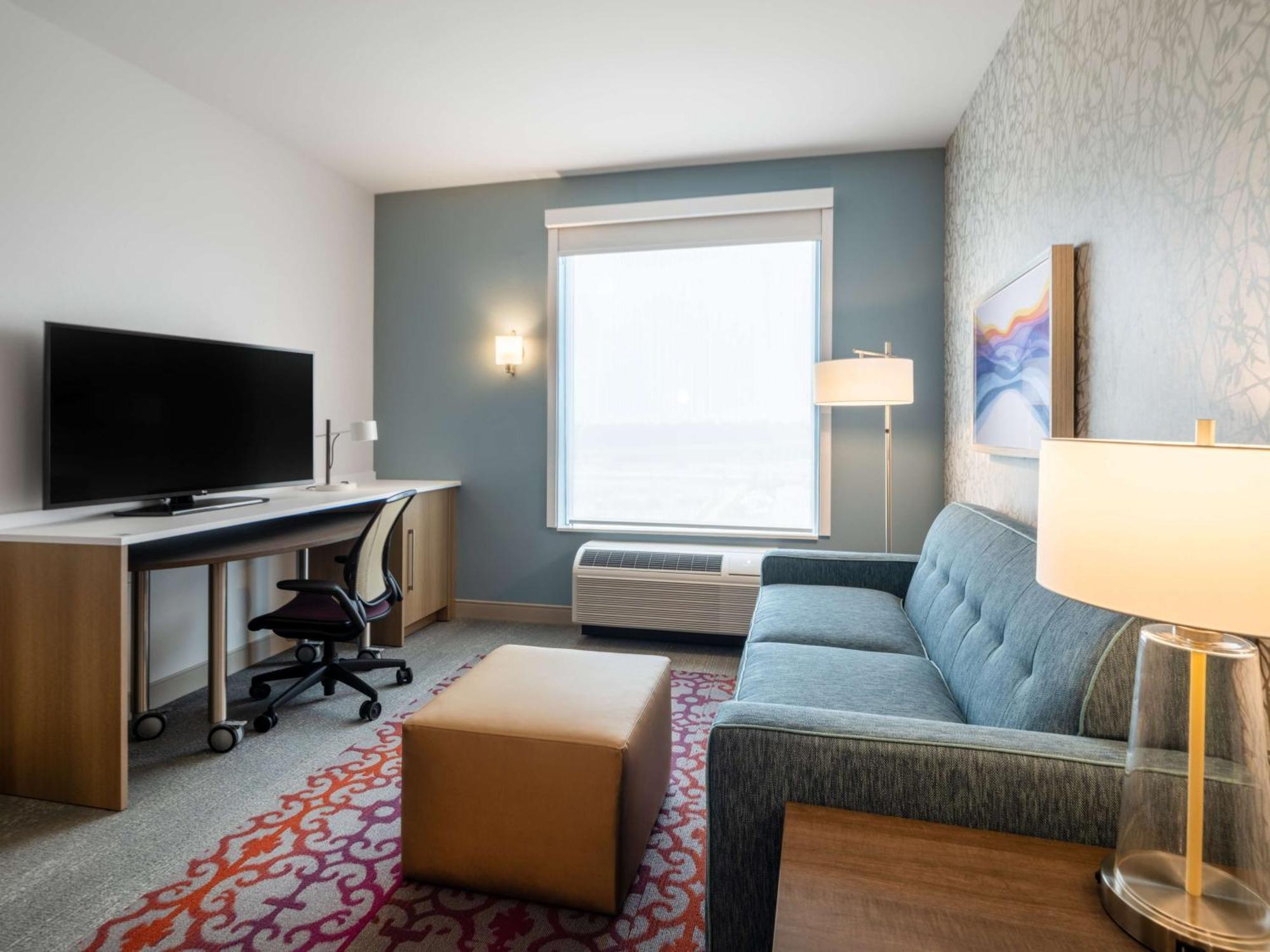 Home2 By Hilton Santa Rosa 3*