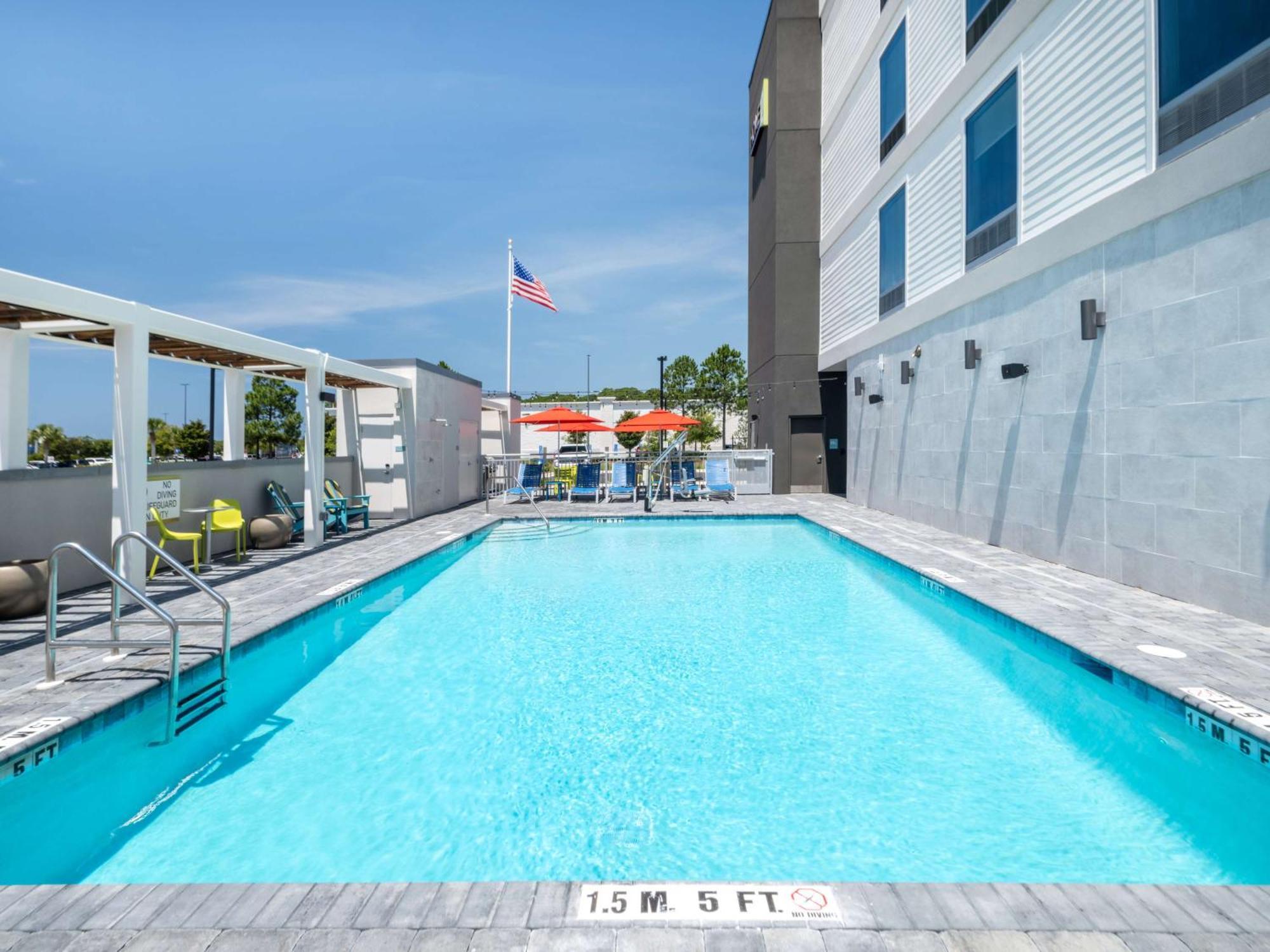 Hotel Home2 By Hilton Santa Rosa